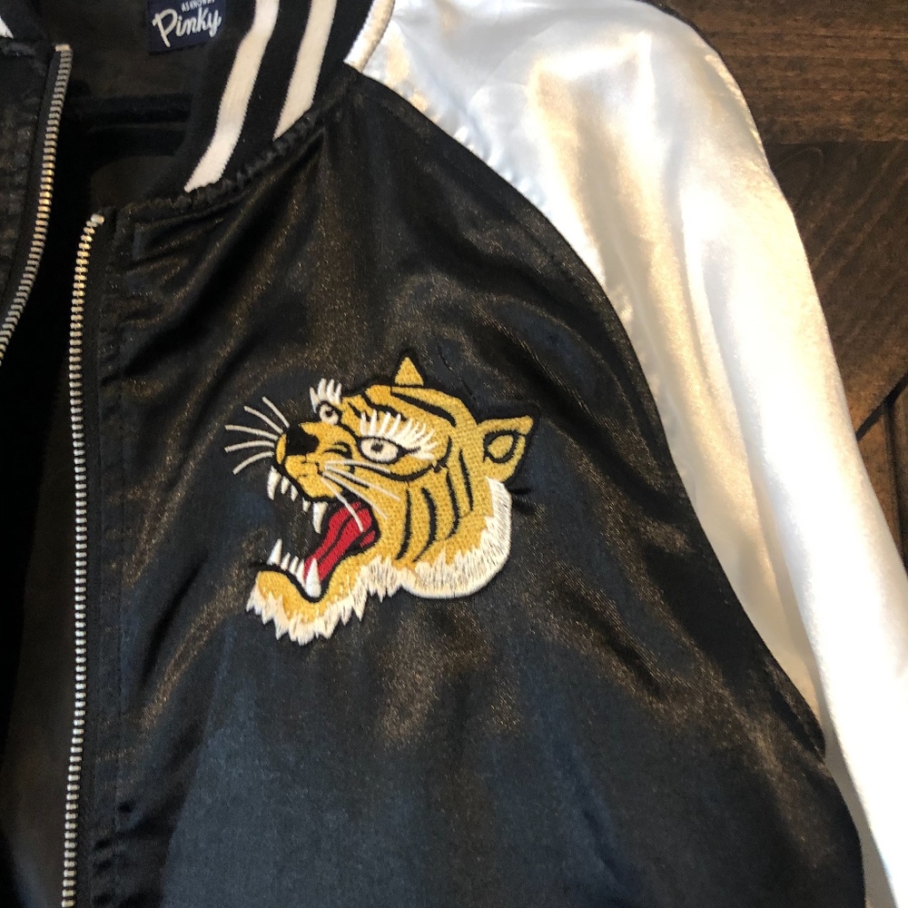 Jacket - Picture 2 of 6